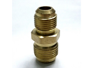 з'єднувач 1/4" - 3/8"